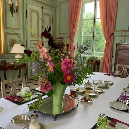 Chateau De Maison d'hôtes Juvigny-sur-Marne